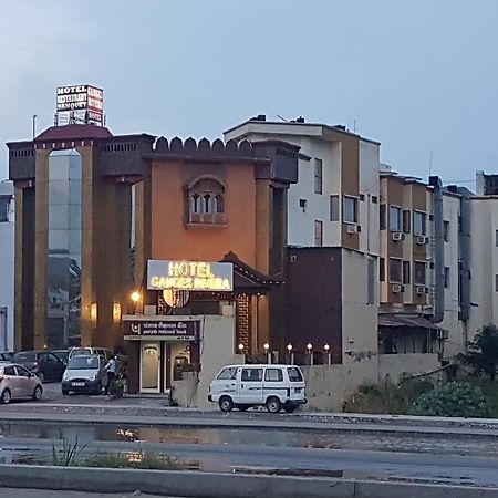 Hotel Ganges Rivera Haridwār Exteriör bild